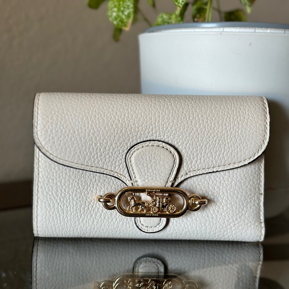 Coach Jade Envelope Wallet - Picture 1 of 8